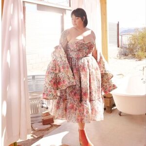 Selkie L'appartement Corset French Puff